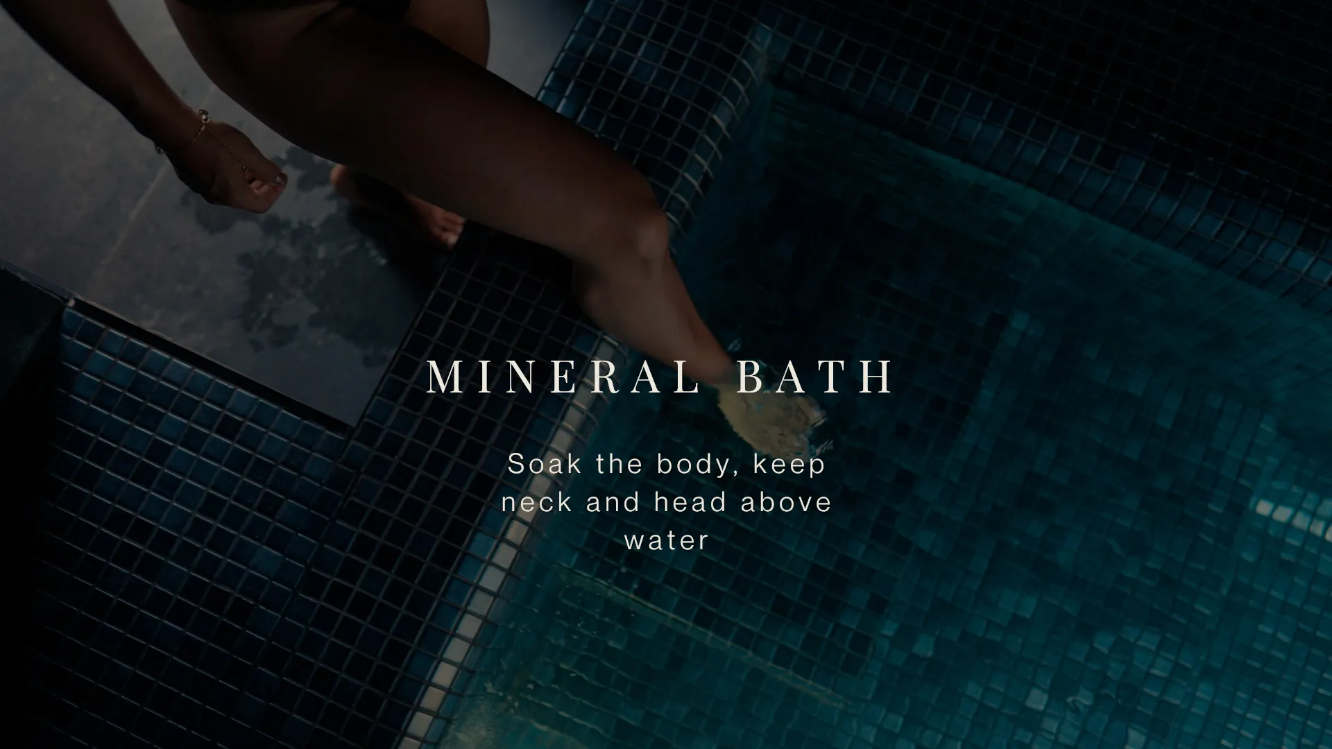 Aqua Ignis Blue Mountains Etiquette Mineral Bath